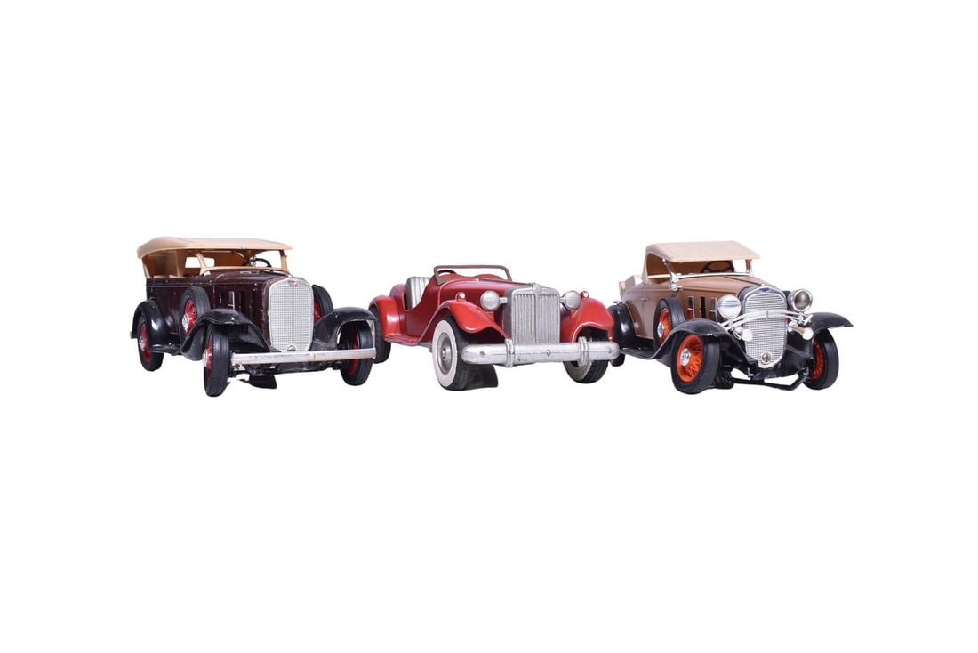 Group of three Hubley die cast cars including 485 roadster, and two 862K built up 1932 Chevrolet (1 of 3)