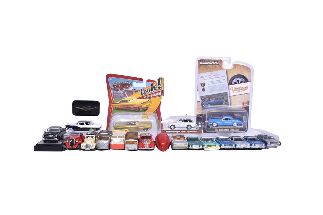 Nineteen 1:87 model cars including Lensey, Johnny Lightning, Green Light, Racing Champions, and: Nineteen 1:87 model cars including Lensey, Johnny Lightning, Green Light, Racing Champions, and more. The highlights in the lot include Lensey No. 68 coach, No. 66 Greyhound coach, and No. 34 VW campe