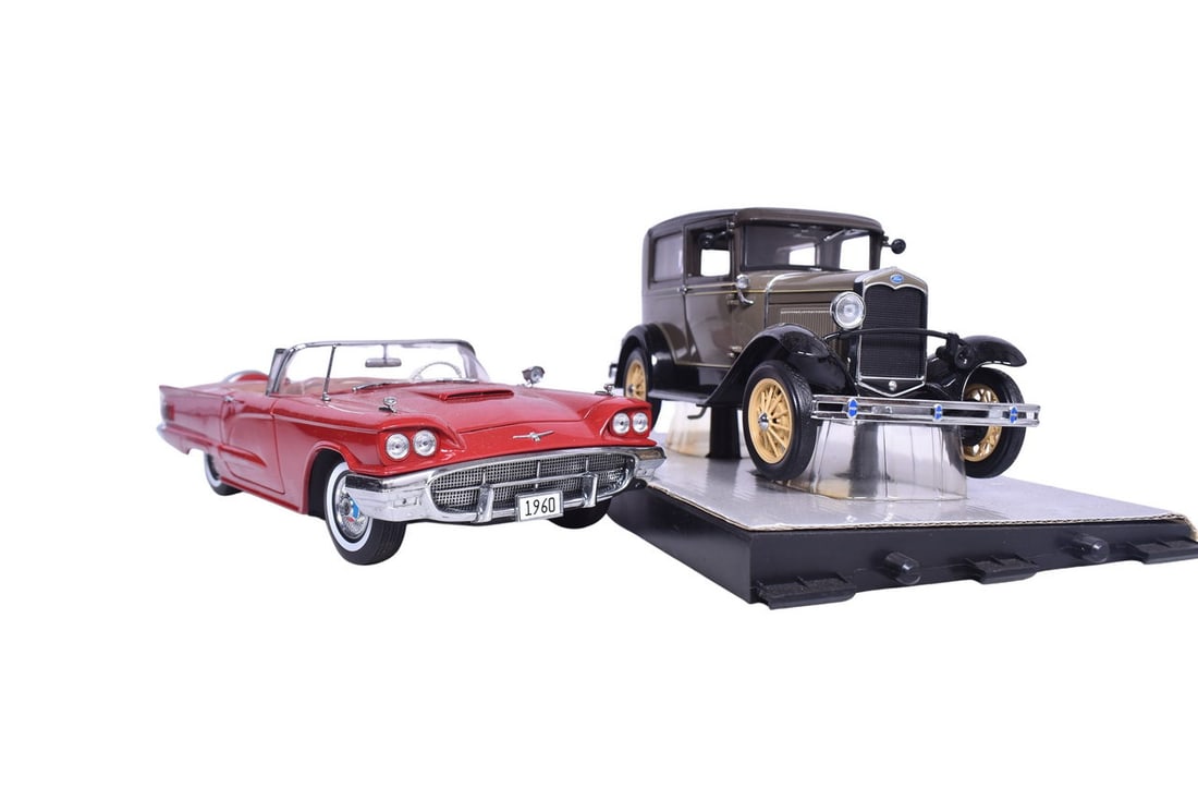 Two 1:18 scale Ford models by Sun Star: a 1931 Model A and a 1960 Thunderbird. Model A comes with (1 of 3)