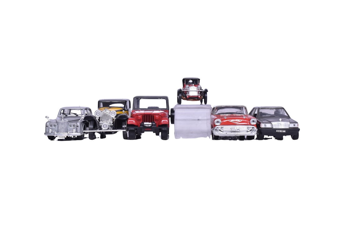 Two Mira models, both 1:24 scale: Bugatti and Chevrolet Bel Air. Four Polistil / Politoys models: (1 of 5)