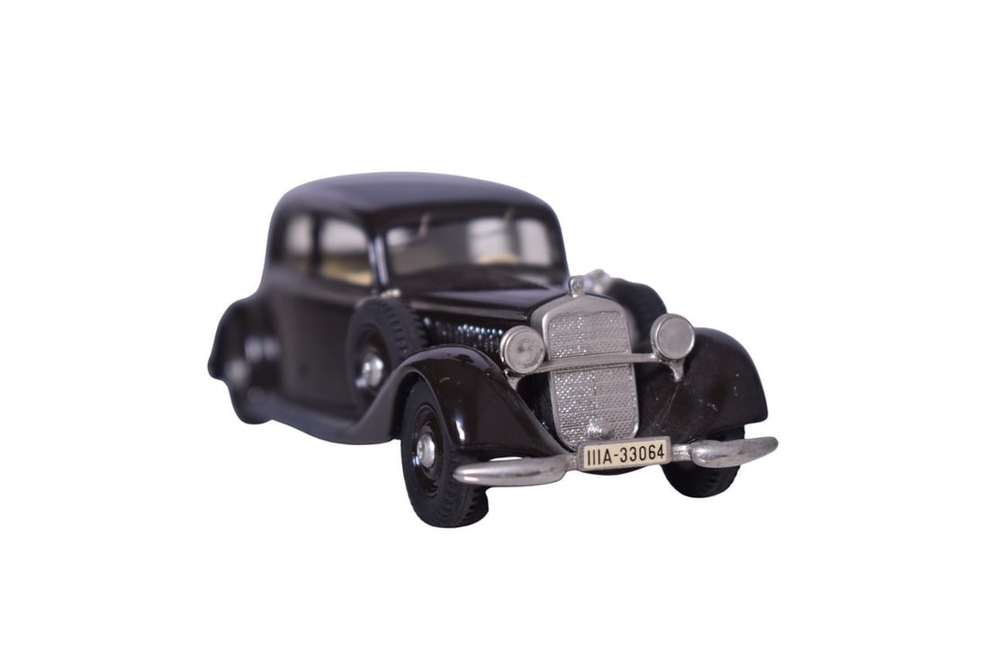 Somerville white metal 1:43 scale 1937 Mercedes-Benz 260D in black. No original packaging, like new: Somerville white metal 1:43 scale 1937 Mercedes-Benz 260D in black. No original packaging, like new condition