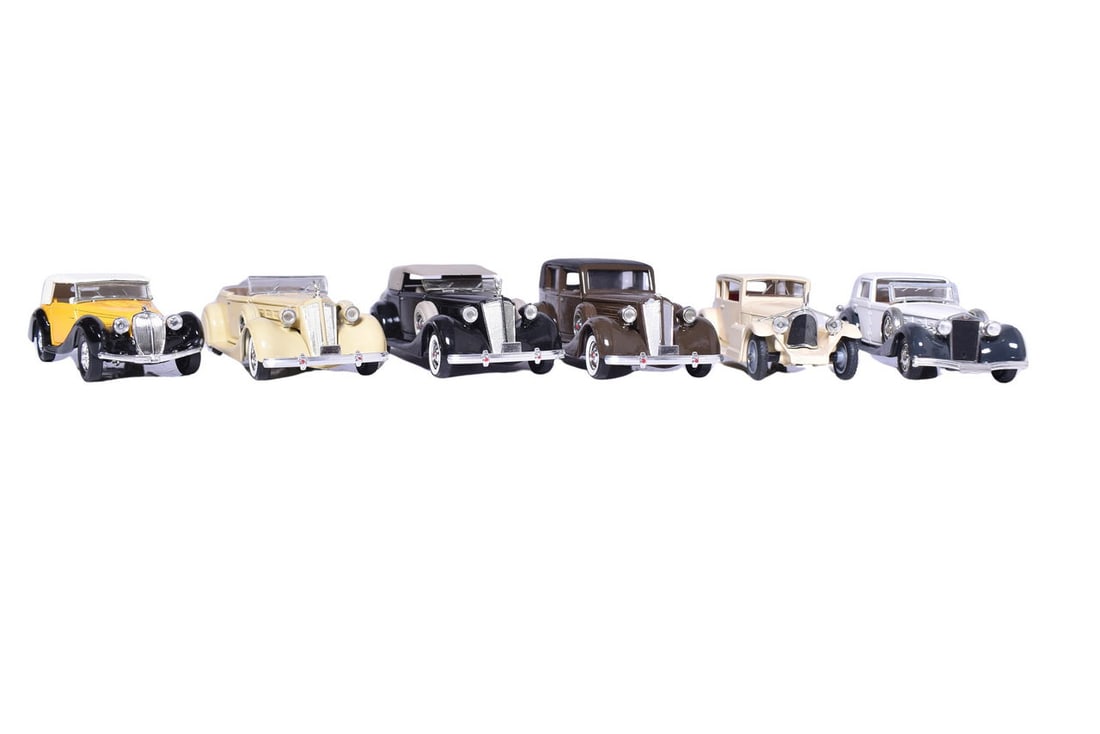 Six Solido diecast 1:43 scale model cars. Includes 1939 Delahaye 135 M Figoni Falaschi, 1939 Delage (1 of 5)