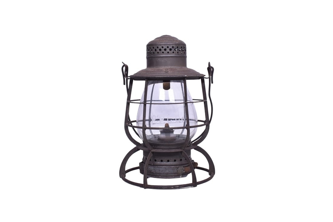 Armspear lantern with an etched globe reading PPC CO. Lantern is not embossed on the shoulder and (1 of 8)
