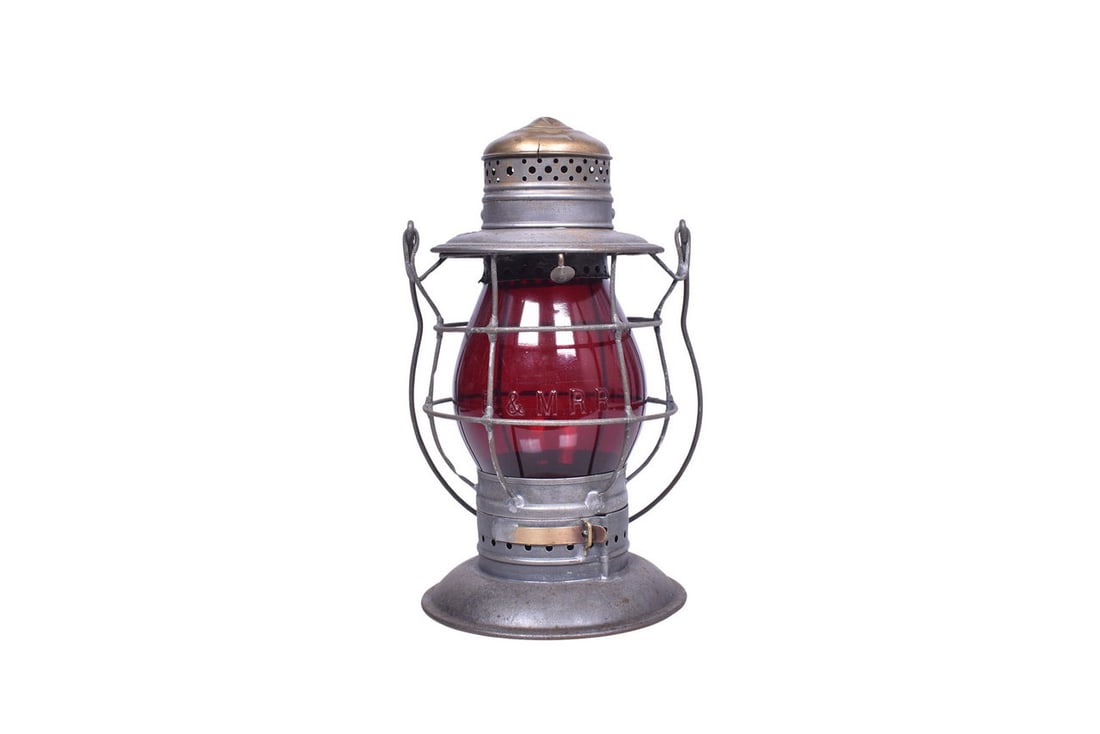 F.O. Dewey & Sons brass top bell bottom lantern with B&M RR embossed on the shoulder. (1 of 7)