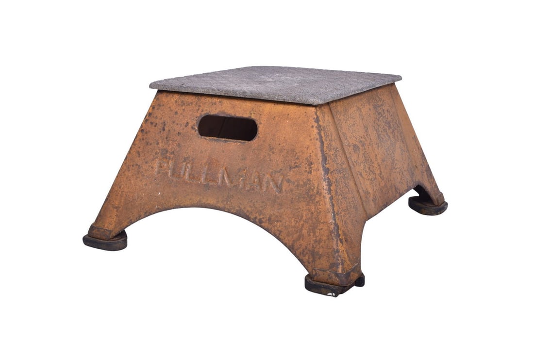 Box measures roughly 20" by 18" by 10" and retains much of its faded yellow paint. Box has one side (1 of 5)