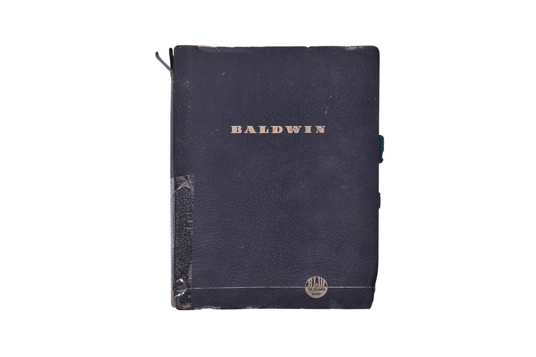 1950 manual for Lehigh Valley's locomotives, road numbers 140 to 147, by Baldwin. Mild wear to the (1 of 4)