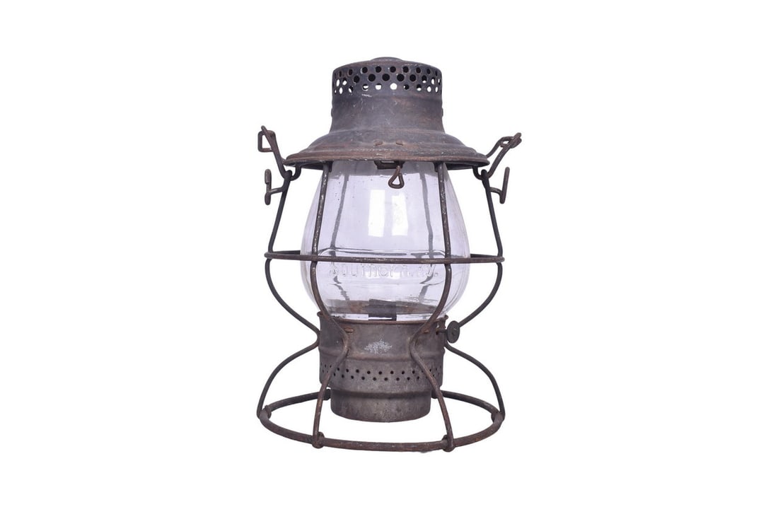Adams and Westlake Adlake Reliable lantern with Southern R.Y. embossed on the chimney top. Latest (1 of 8)