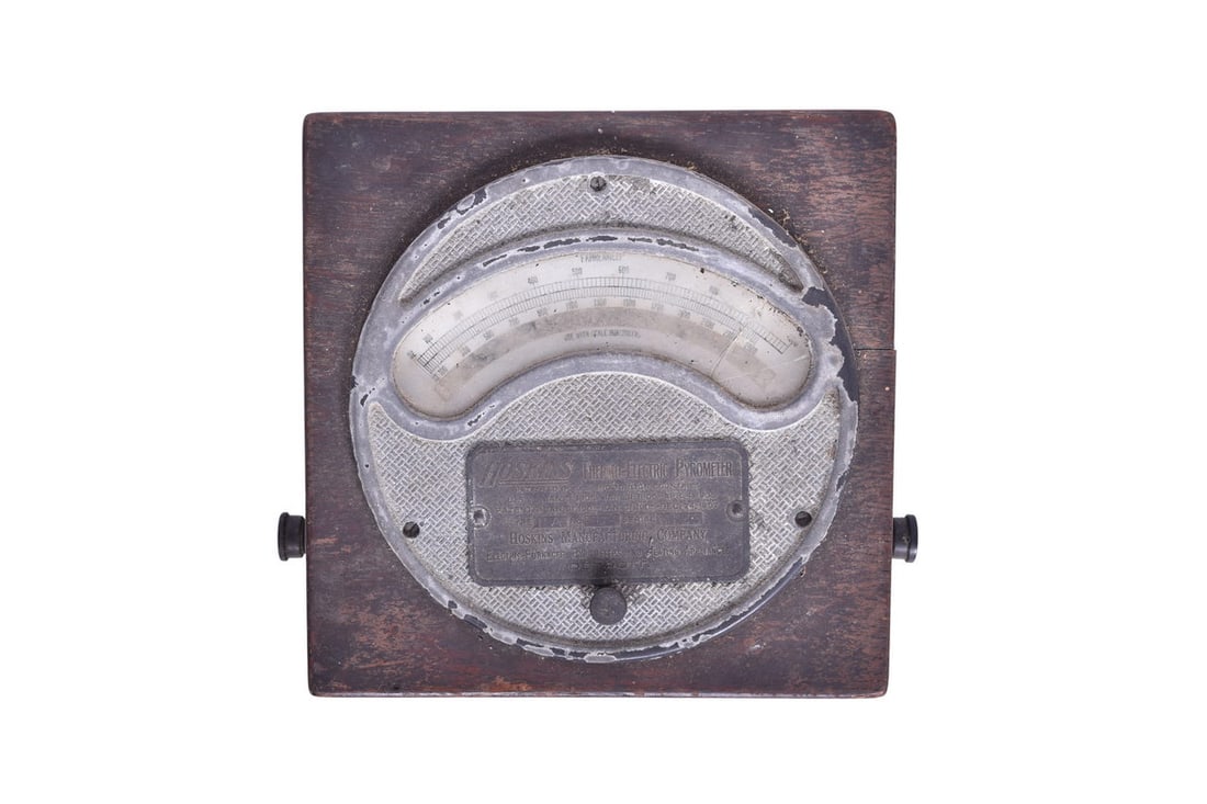 X by Y by Z box with a Fahrenheit gauge on the front and a Hoskins Thermo-Electric Pyrometer plate (1 of 5)