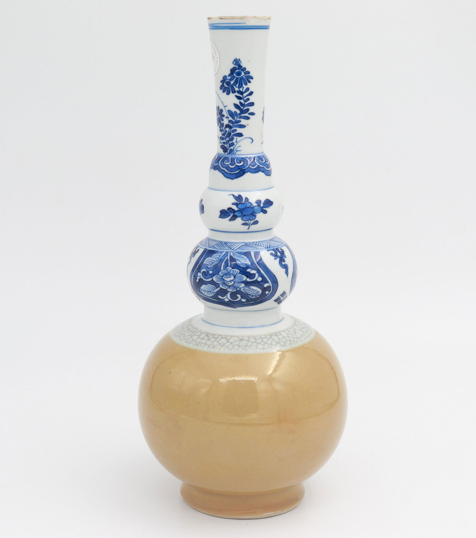 CHINA, XVIII CENTURY, KANGXI PERIOT (1 of 3)