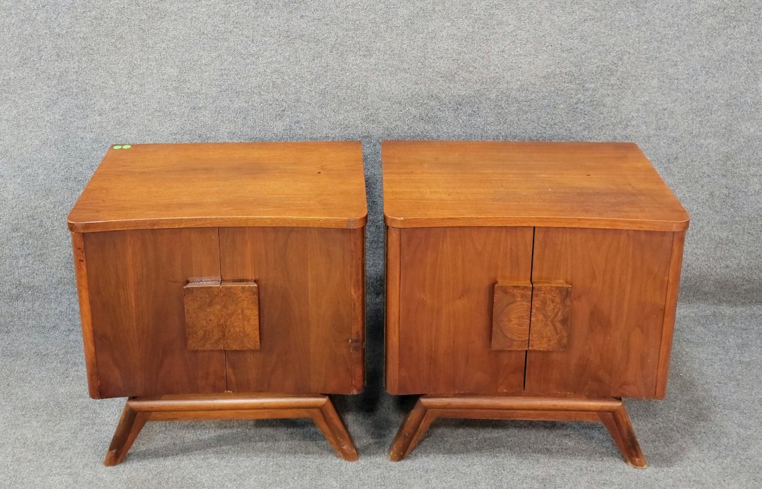 2 Mid Century Night Stands: 25h, 24w, 17d