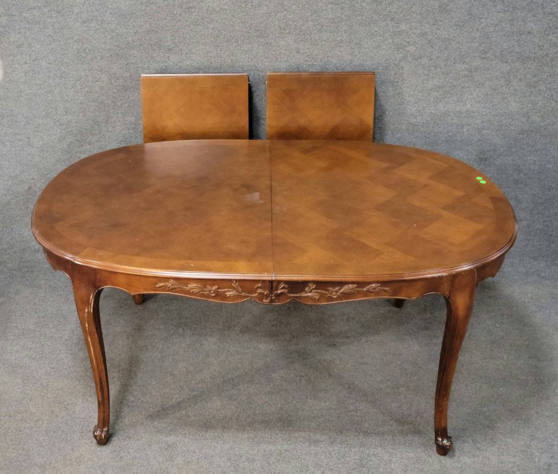 Dining Room Table With 2 Extra Boards: 30.25h, 66w, 40.5d, 18.5 table leaves