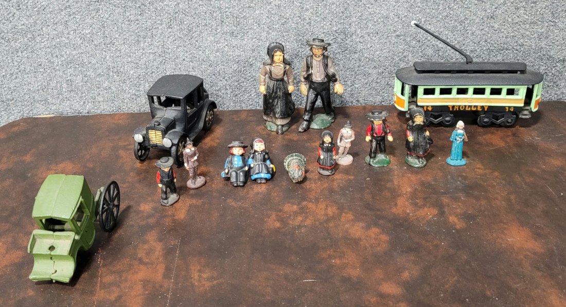 Cast Iron Toys: ----