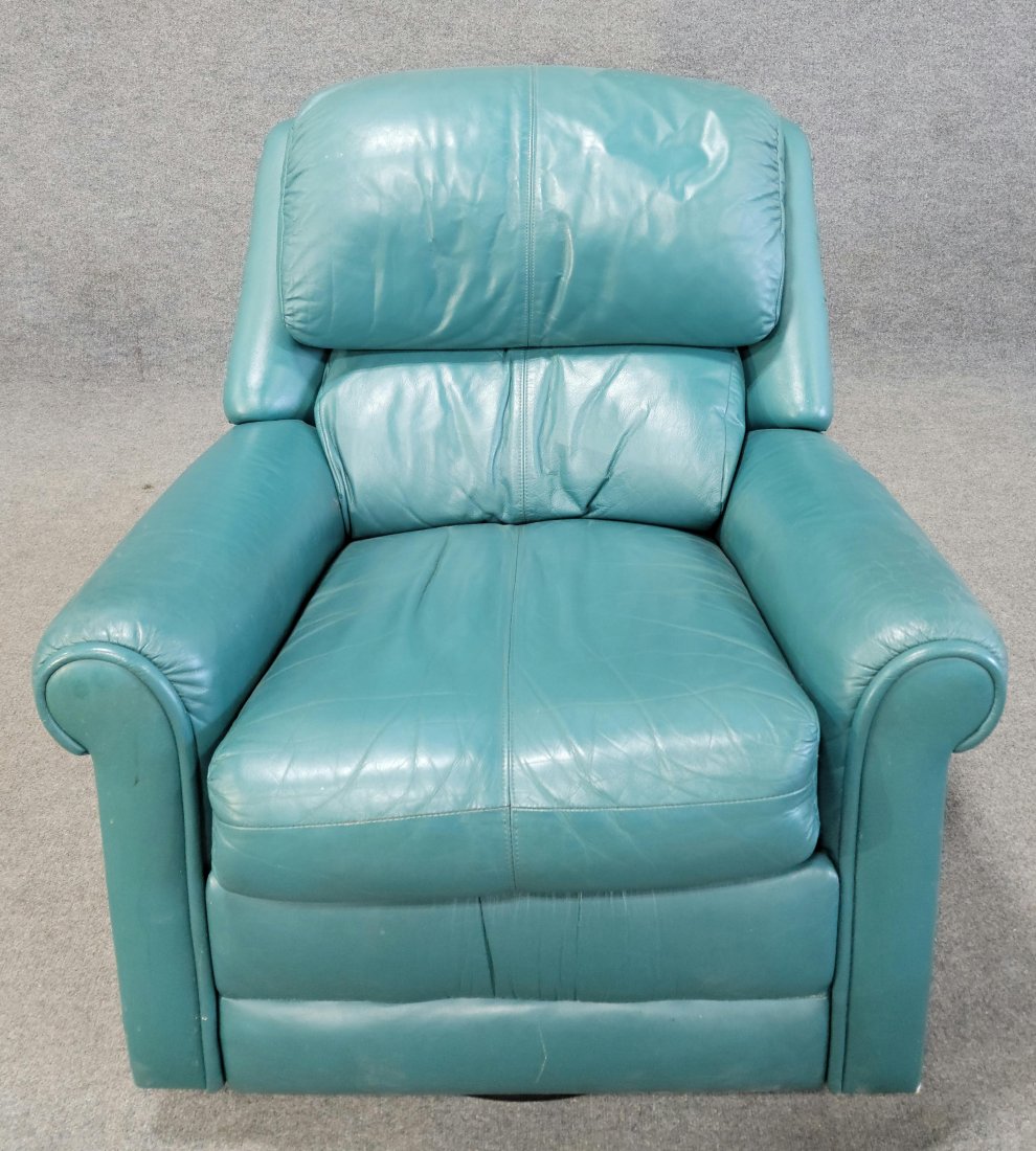 Leather Chair Recliner: 36"H, 36.25"W, 40.75"D