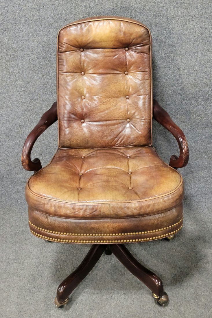 Great Quality Leather Office Chair (1 of 6)