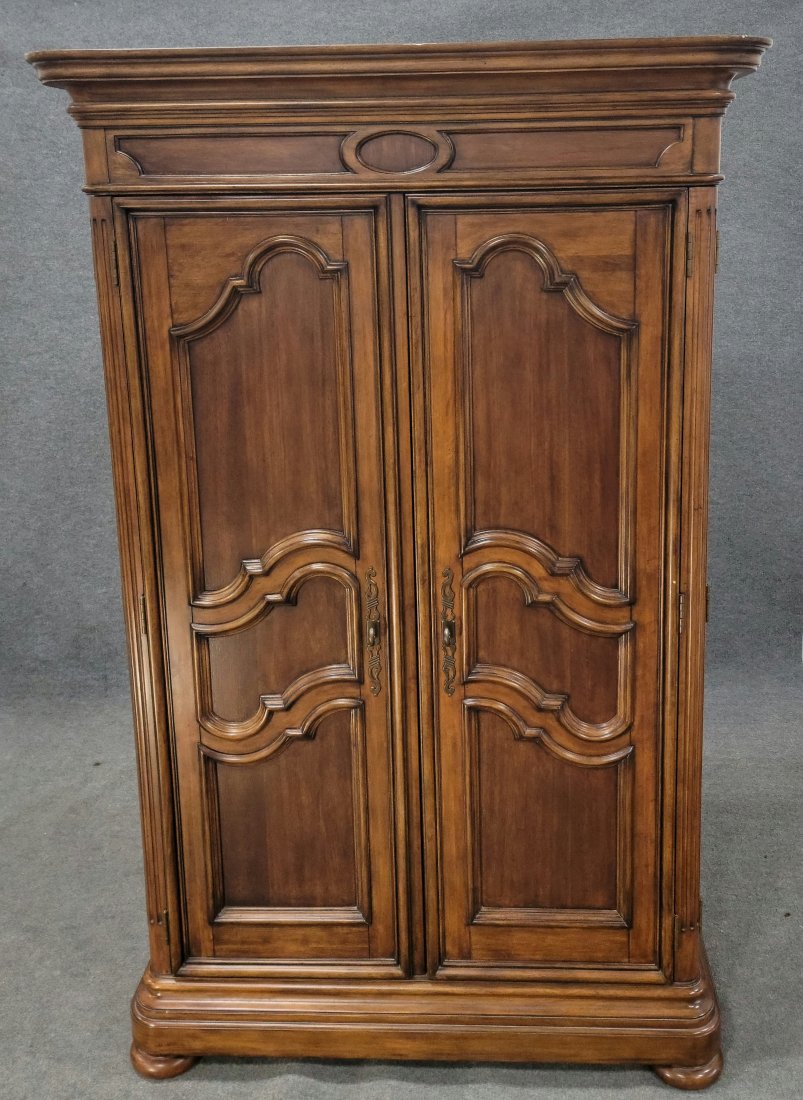 Ethan Allen Wardrobe (Part Of A Bedroom Set) (1 of 6)