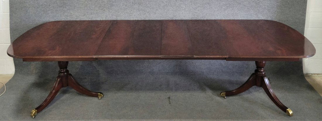 Kindel Dining Room Table w/ Extra Boards (1 of 6)