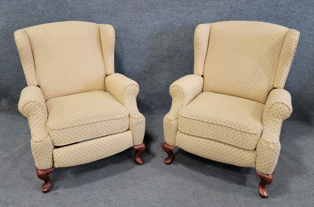 Pair Of Recliners Very Clean: 41"H, 33.50"W, 36.25"D, 19.50"SH