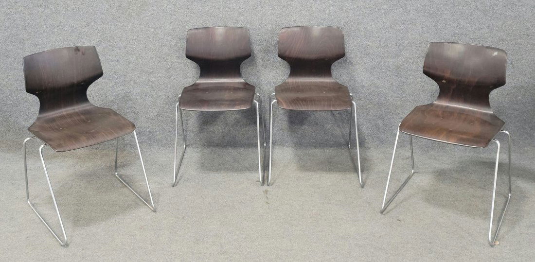 4 Mid Century Chairs In The Manner Of Herman Miller (1 of 5)
