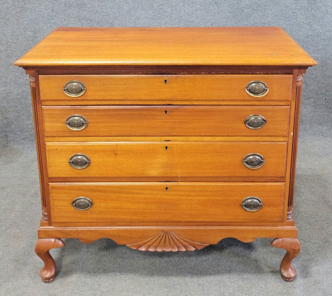 Custom Mahogany Chest (1 of 5)