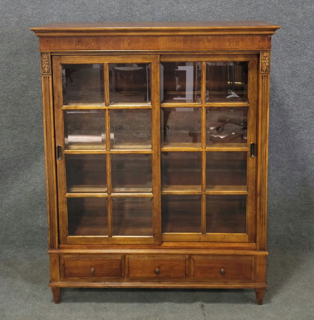 Ethan Allen 2 Door Bookcase (1 of 7)