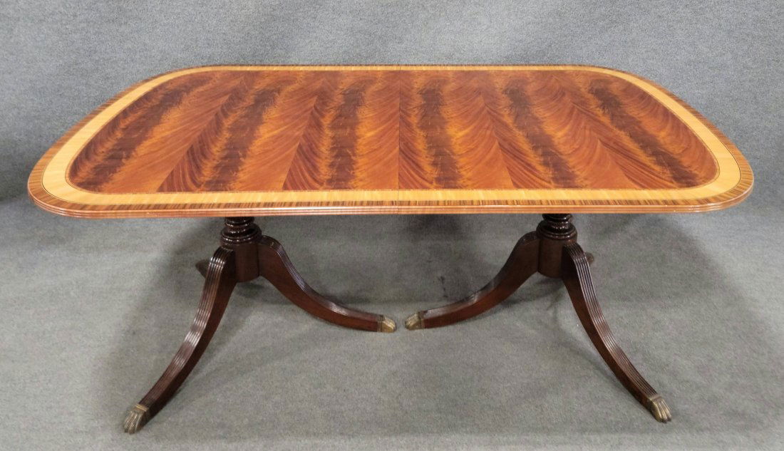 Great Condition Banded Dining Room Table (1 of 6)