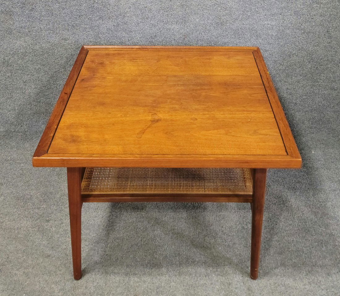 Drexel Mid Century End Table (1 of 5)