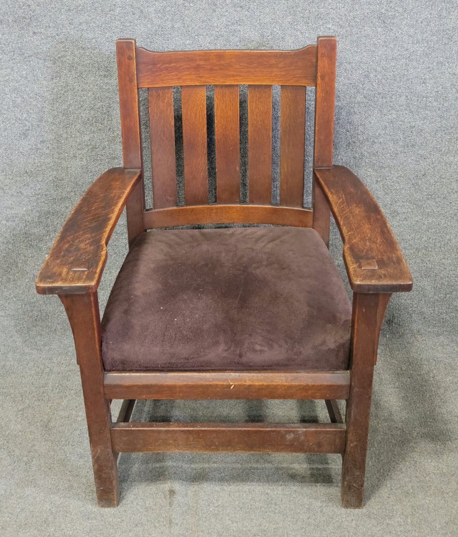 L + JG Stickley Arm Chair: 36"H, 27"W, 25"D, 17"SH