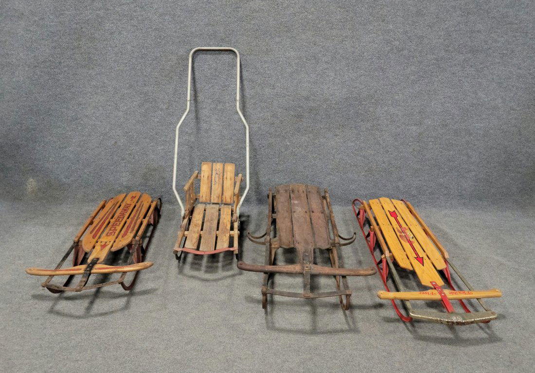 4 Antique Sleds (1 of 2)