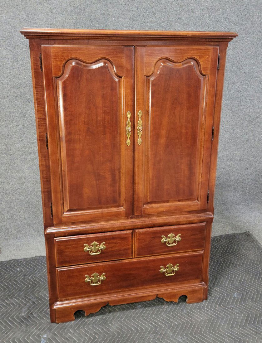 Thomasville Chest: 60"H, 38"W, 18"D