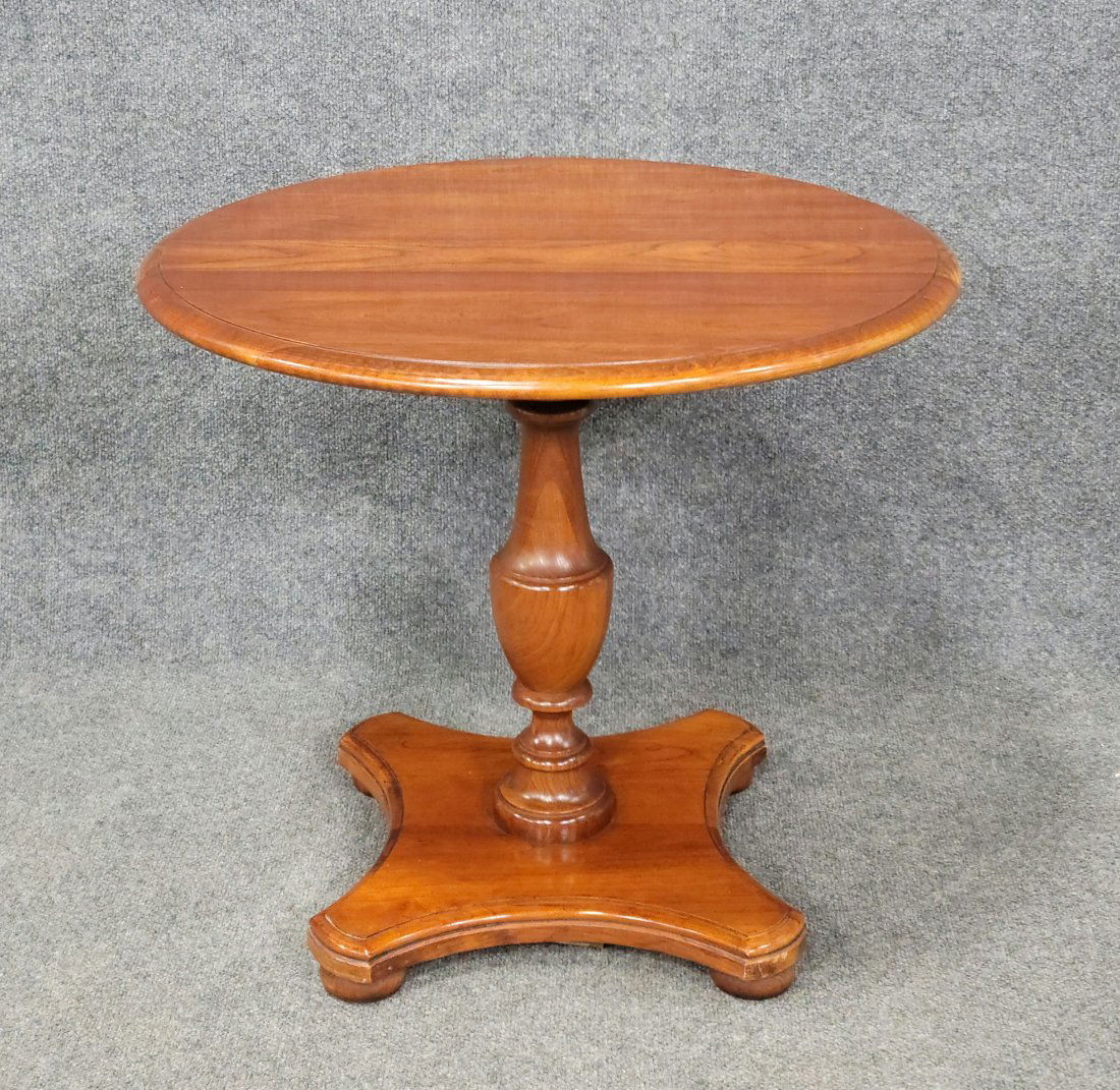 Cherry End Table (1 of 3)