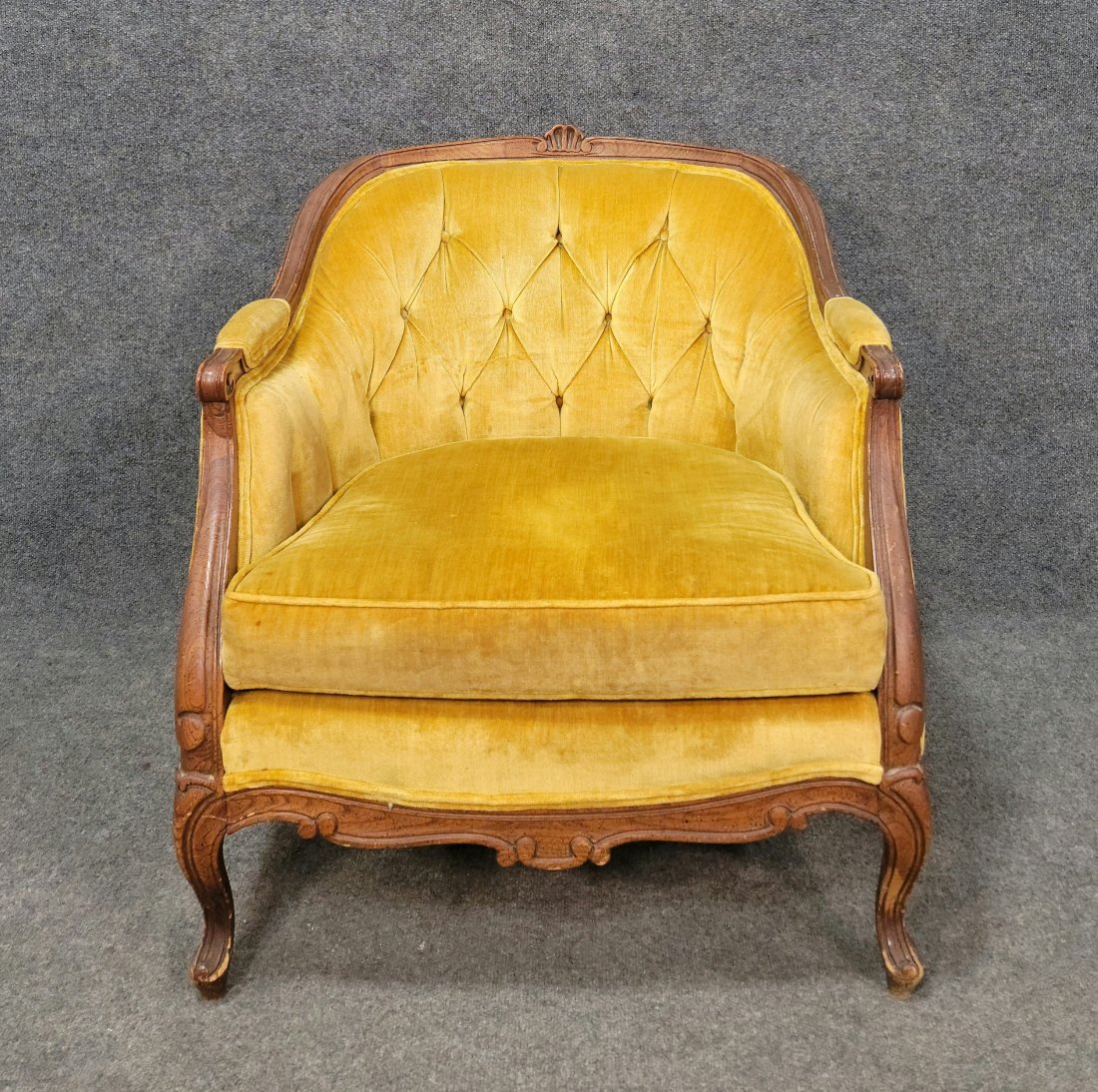 French Style Chair: 31.50"H, 30"W, 28.50"D, 16"SH