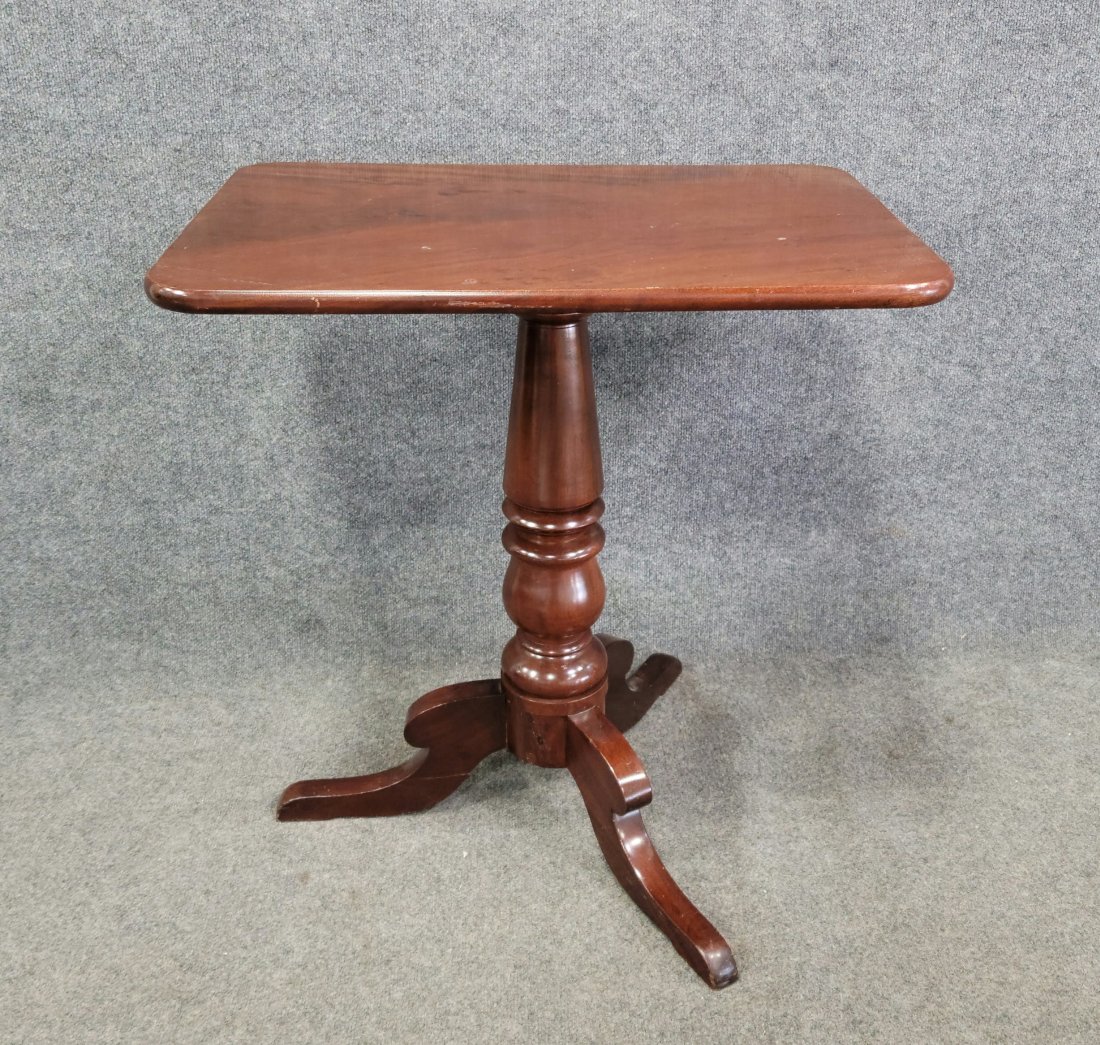 Mahogany Tilt Top Table: 29.25"H, 27.50"W, 20"D