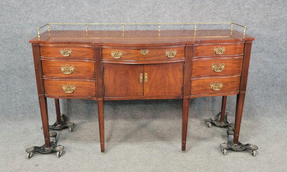 Thomasville Sideboard: 40.50"H, 66"W, 21"D
