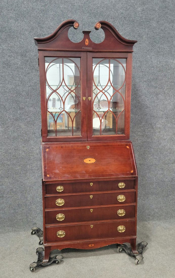 Jasper Desk: 81.50"H, 35.25"W, 18"D