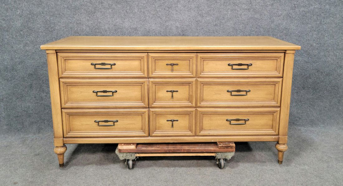White fine 2024 furniture company dresser