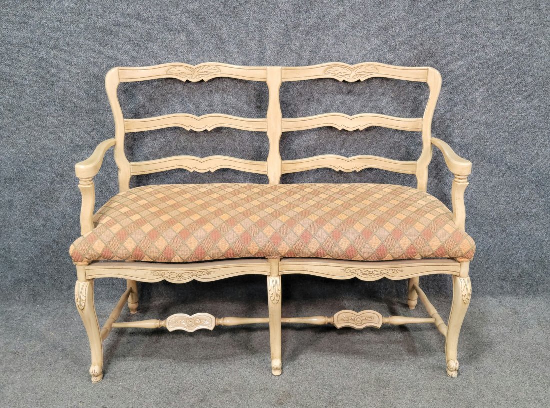 Settee: 37.50"H, 48"W, 21.50"D, 19"SH