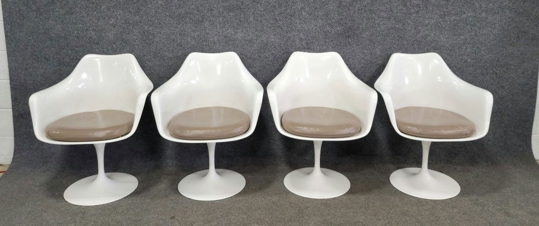 4 Knoll Chairs (1 of 5)