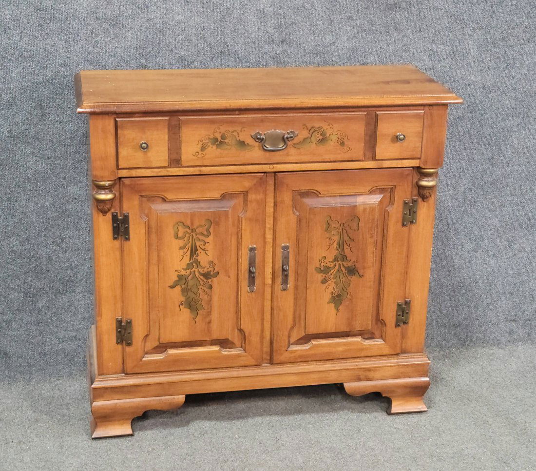 Maple Server In The Manner Of Hitchcock (1 of 7)