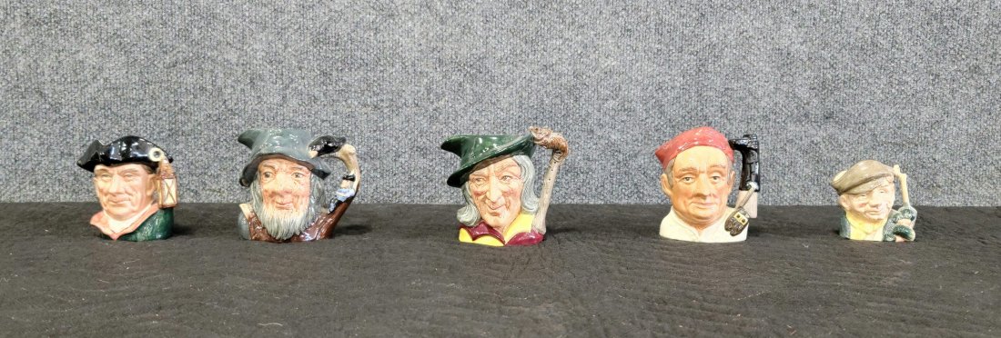 5 Royal Doulton Mugs 8 Rabbits: -
