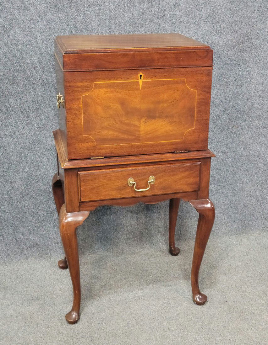 Henkel Harris Silver Chest (1 of 8)