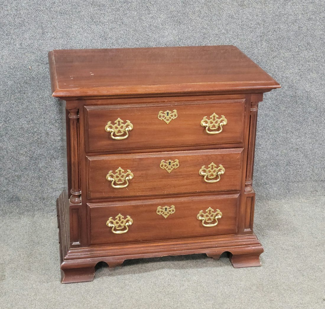 Davis Nightstand: 24.75"H, 26"W, 17"D