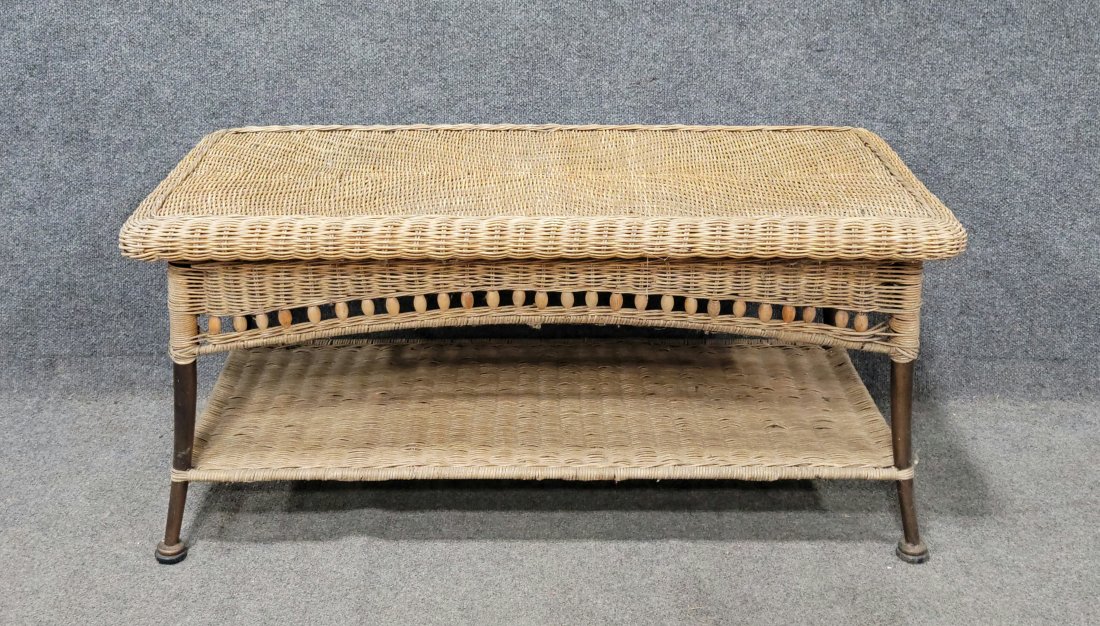 Wicker Coffee Table: 17.50"H, 40"W, 20"D