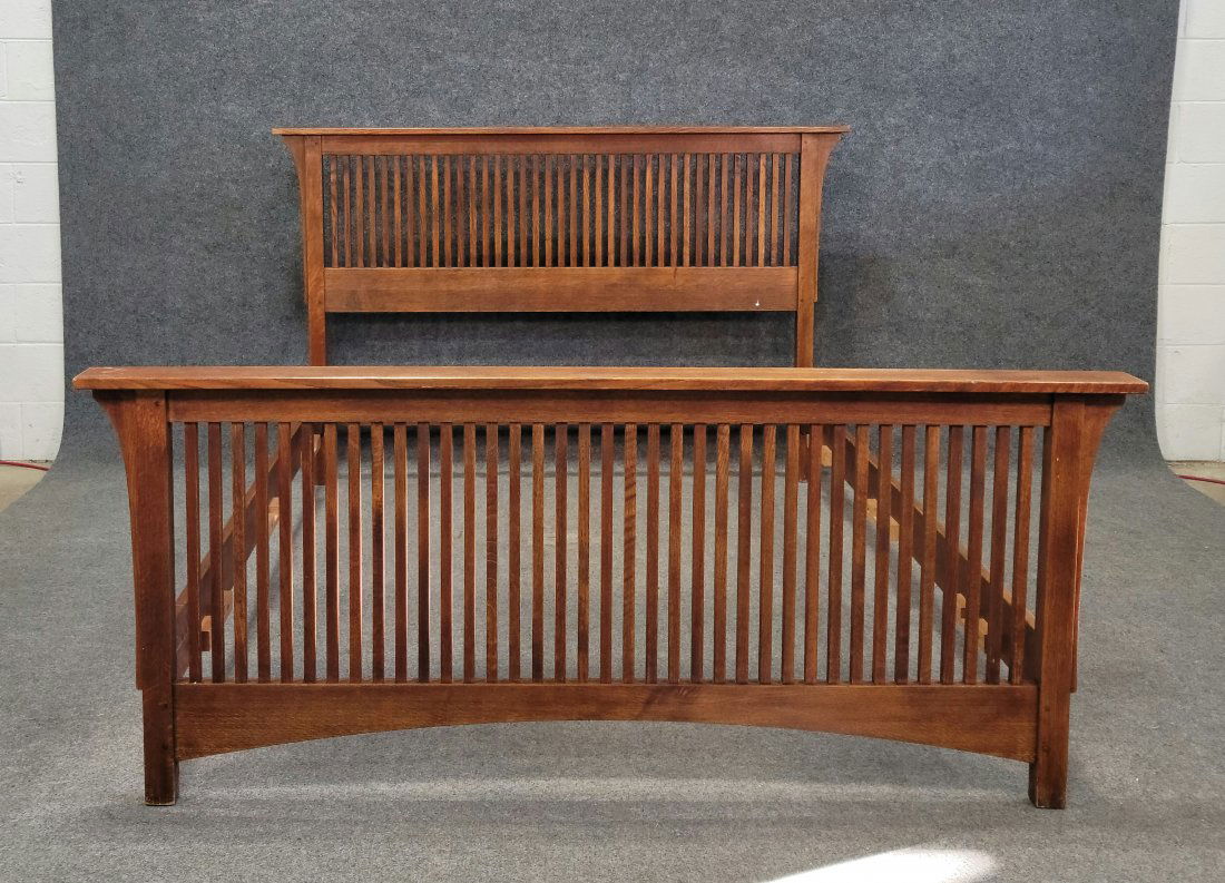 Stickley Bed (1 of 4)