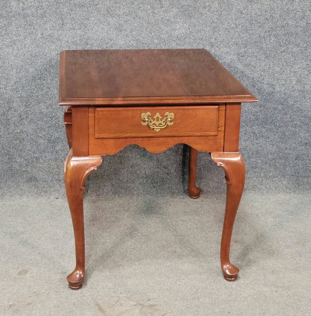 Ethan Allen End Table (1 of 7)