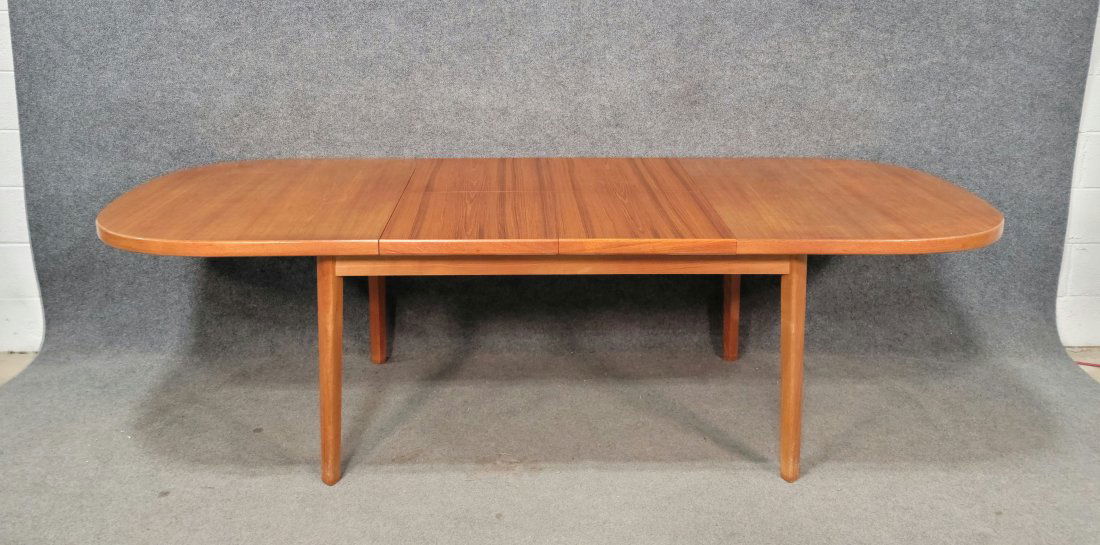 Great Mid Century Dining Table In Denmark (1 of 6)