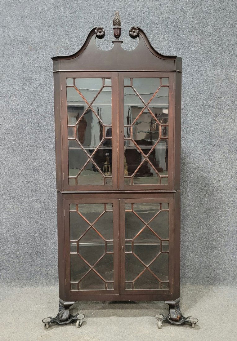 Antique Chippendale Corner Cabinet (1 of 5)