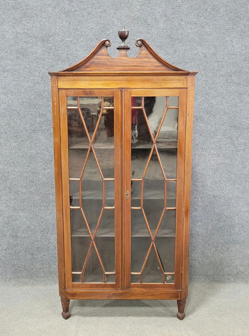 Antique American Corner Cabinet (1 of 4)