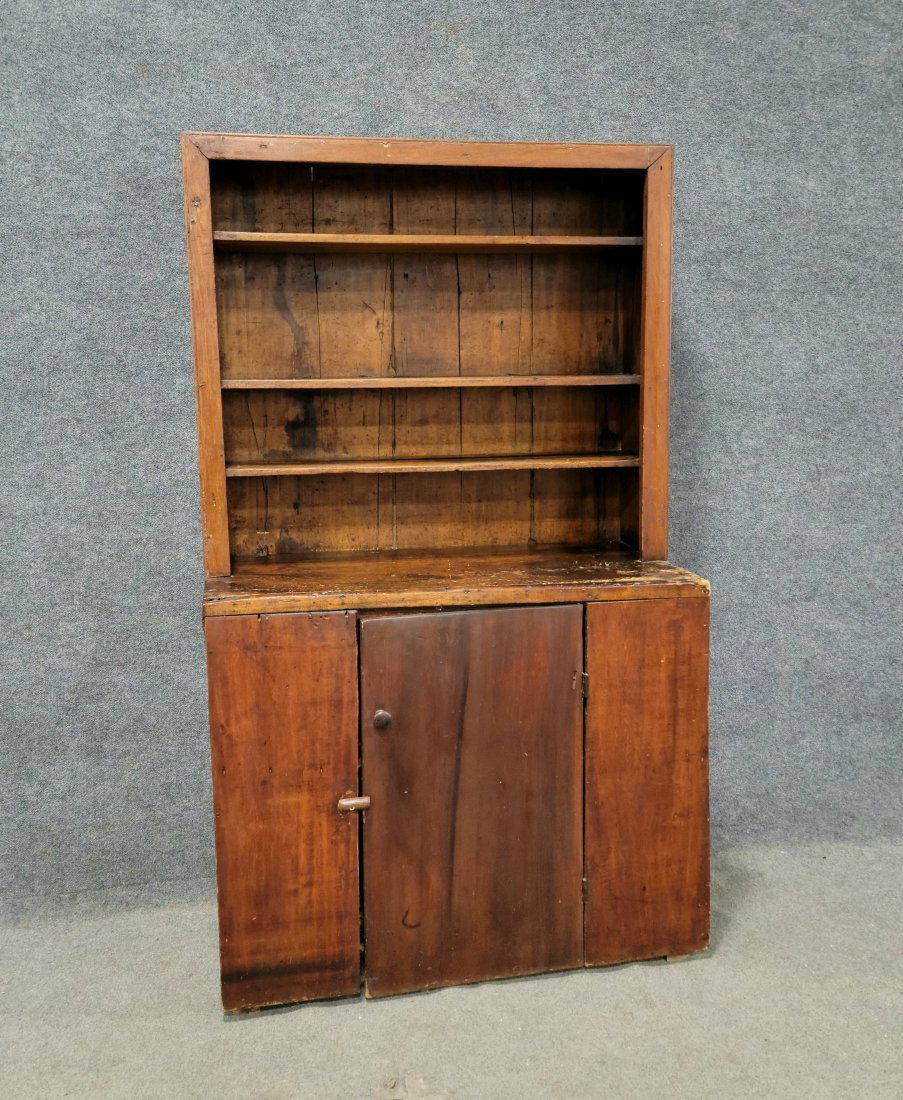 18th Century Cupboard (1 of 5)