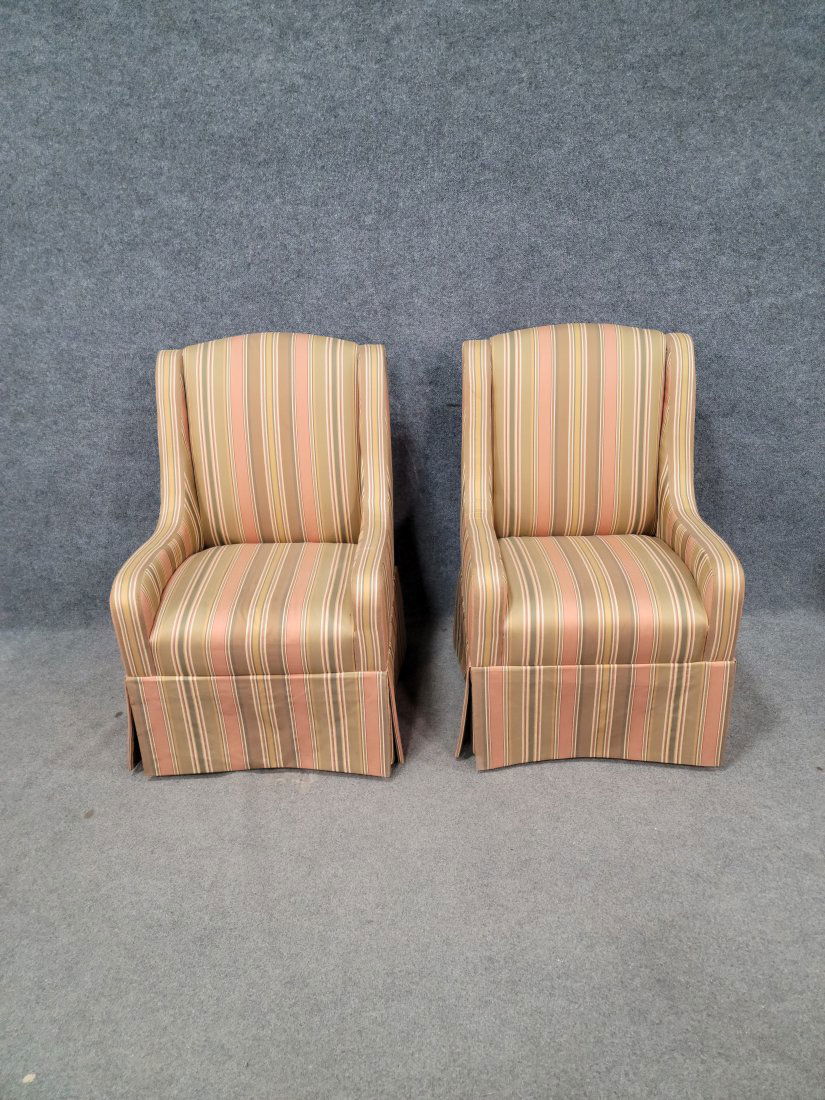 Pair Of Henredon Club Chairs: 40H, 25.25W, 22.75D