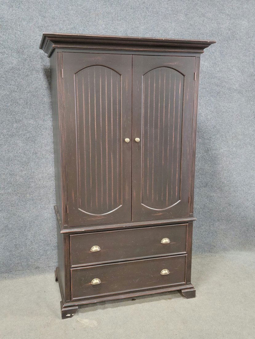 David Lee Wardrobe: 76"H, 45"W, 26"D